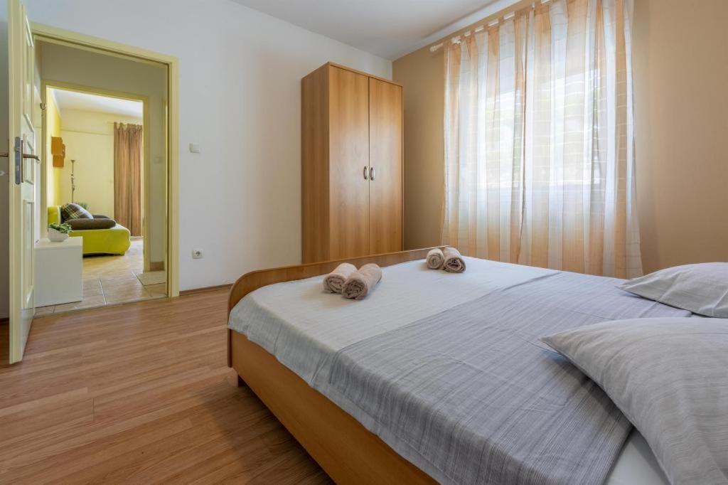 Apartmani Ane Lopar Bagian luar foto